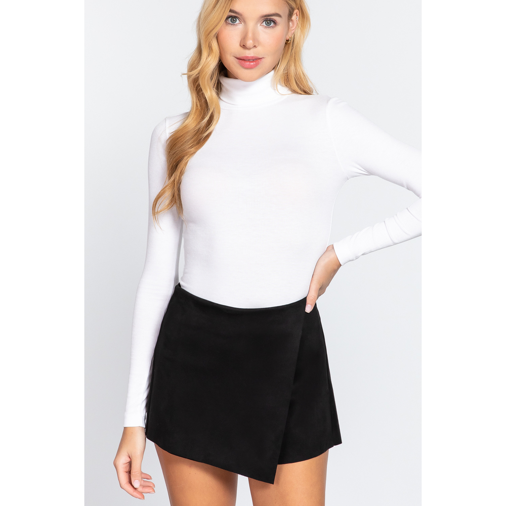 Front Wrap Faux Suede Short Pants - Picture 3 of 8